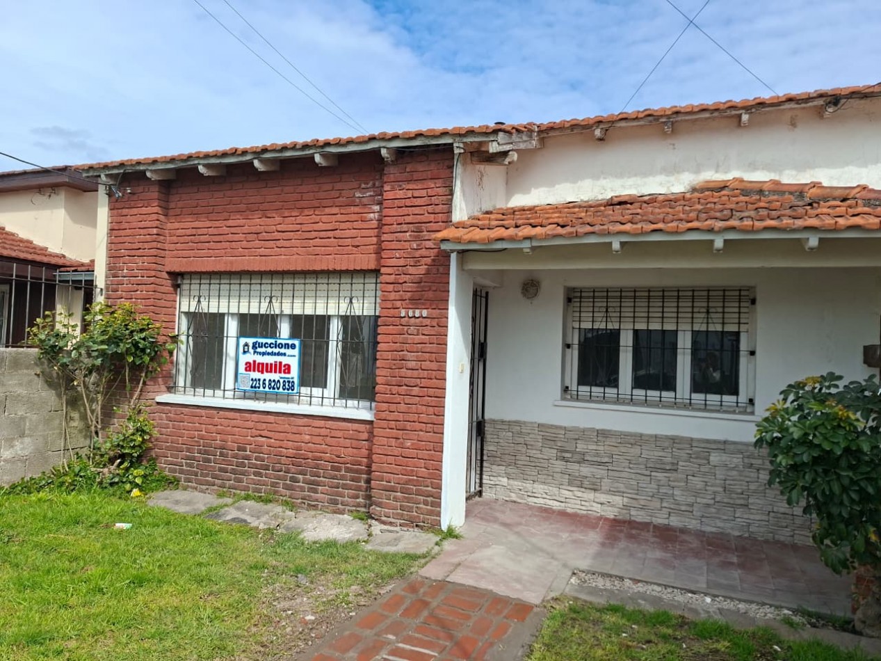 Casa Frente de 3 ambientes