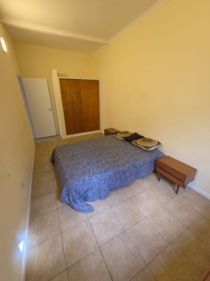 Excelente departamento 2 ambientes en alquiler con cochera