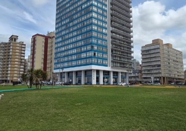 AMBIENTE EN MIIRAMAR SOBRE LINEA DE COSTA 